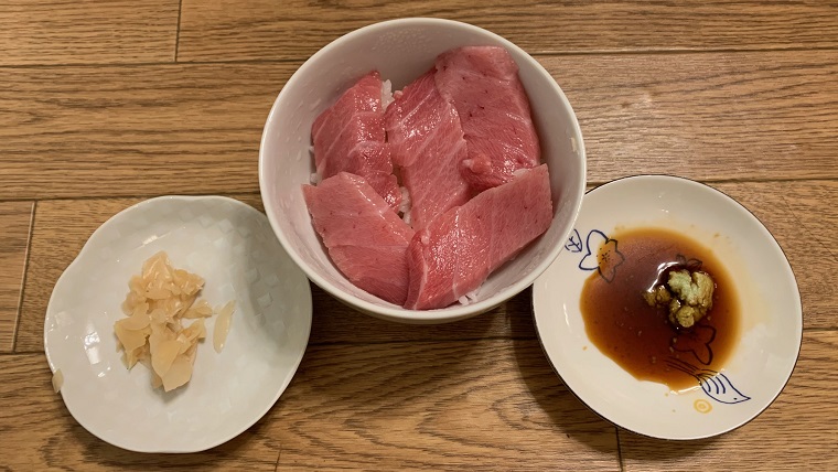 大トロ握り寿司で大トロ丼